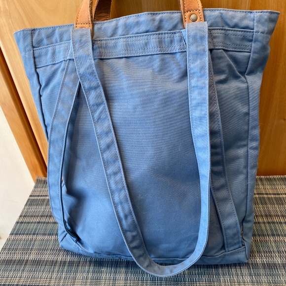 Fjallraven Totepack No. 1 Blue Ridge G-1000 Tote Bag Backpack Convertible - Picture 5 of 12